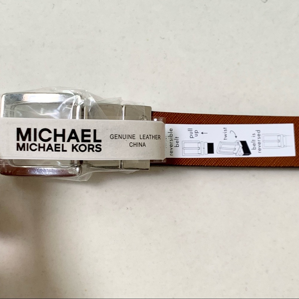 Michael Kors MK Monogram Reversible Leather Belt, Size M, NWT - Picture 10 of 13